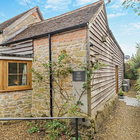 1 Bed Property In Shaftesbury 46774 Bourton  Exterior photo