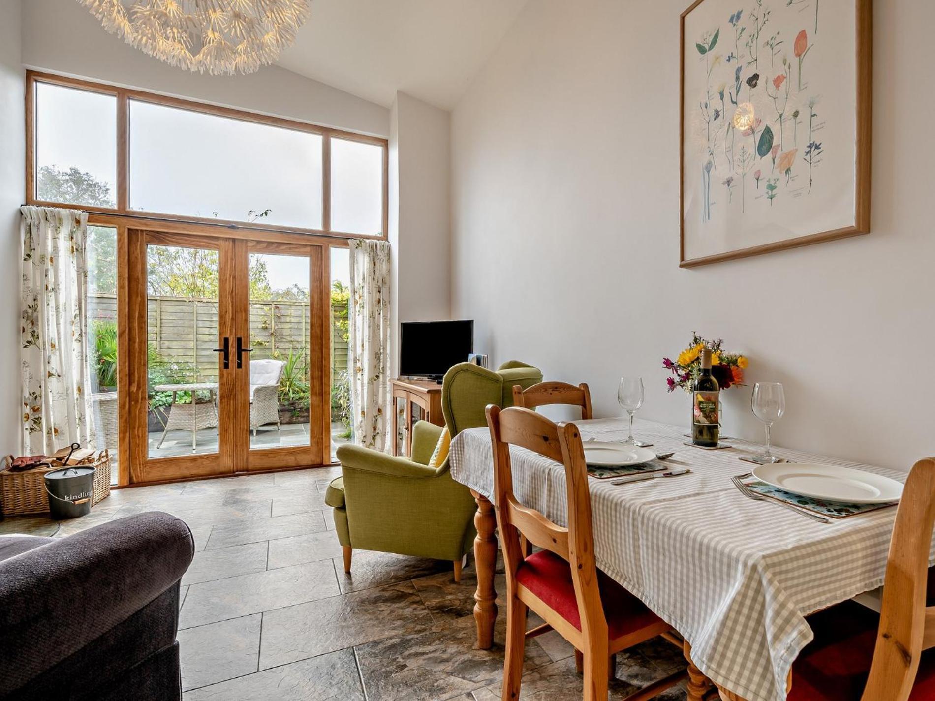 1 Bed Property In Shaftesbury 46774 Bourton  Exterior photo